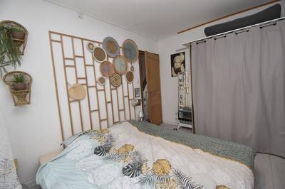 Maison traditionnelle - 94 m² - 5 pièces