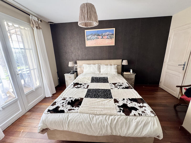 Maison - 160 m² - 5 pièces