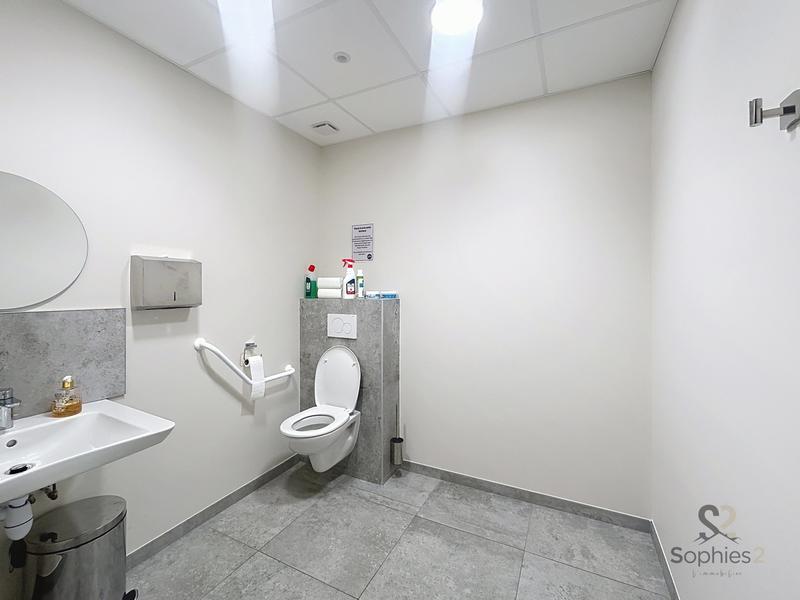 Local commercial - 375 m²