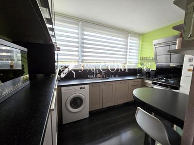 Appartement - 98 m² - 4 pièces