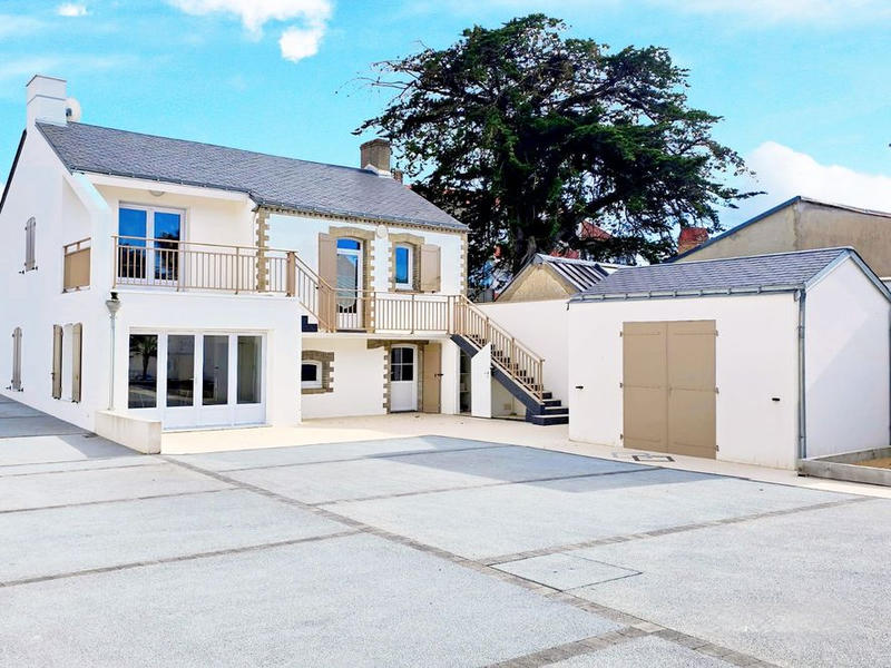 Maison - 136 m² - 5 pièces