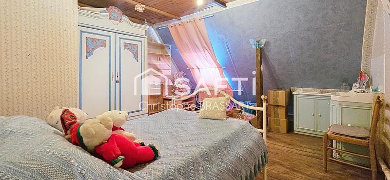 Maison - 208 m² - 7 pièces