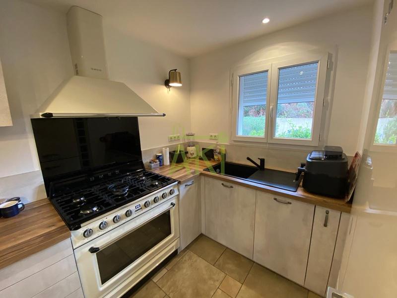 Maison - 94 m² - 4 pièces