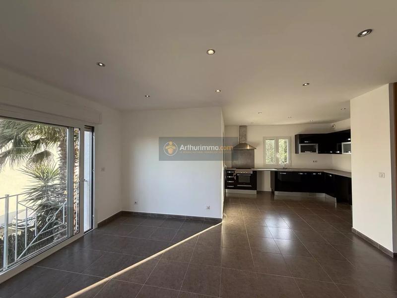 Appartement - 71 m² - 3 pièces