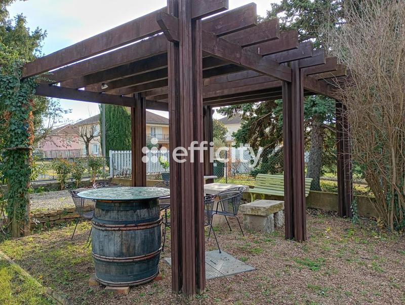 Maison - 82 m² - 4 pièces