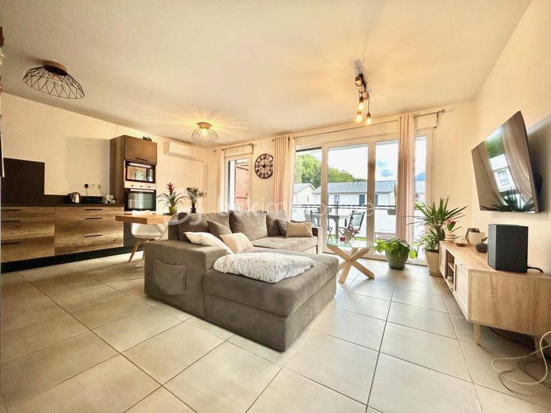 Appartement - 65 m² - 3 pièces