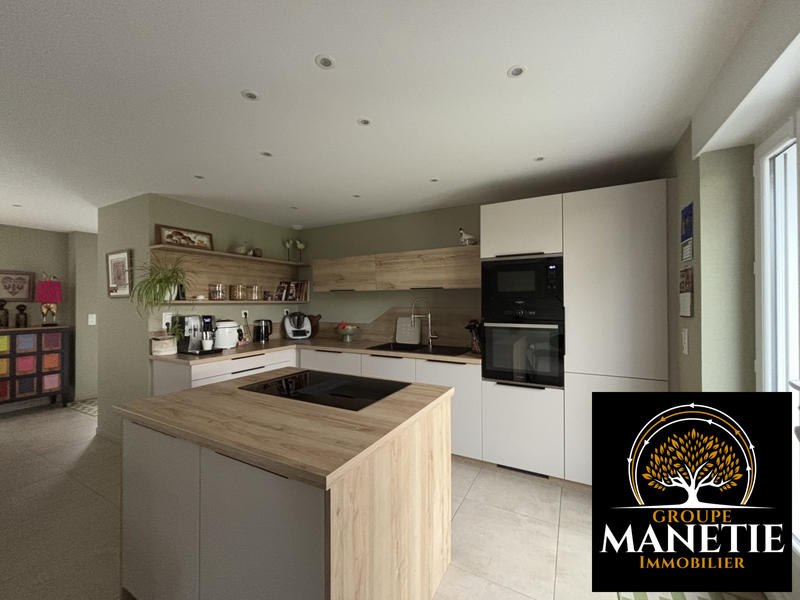 Maison - 95 m² - 3 pièces