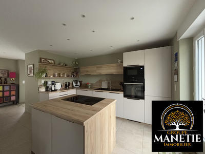 Maison - 95 m² - 3 pièces