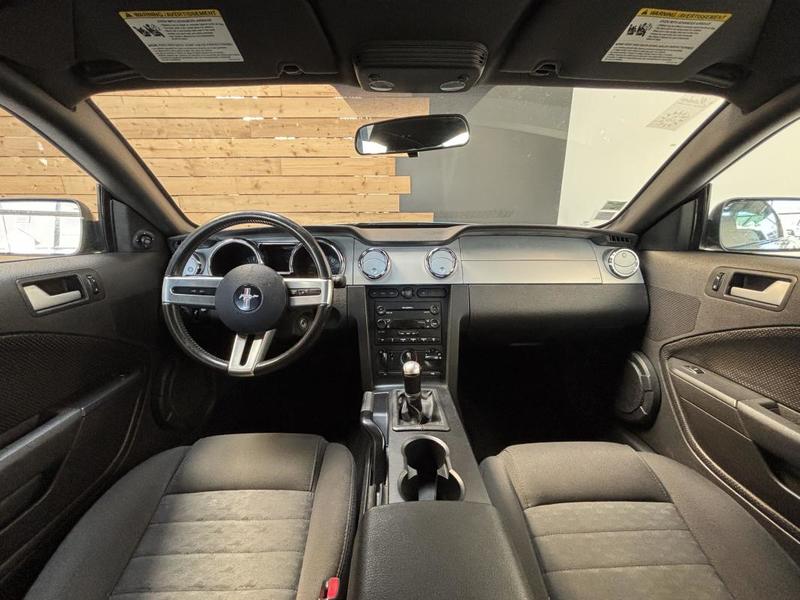 Ford Mustang Gt Coupe 4.6 V8 305