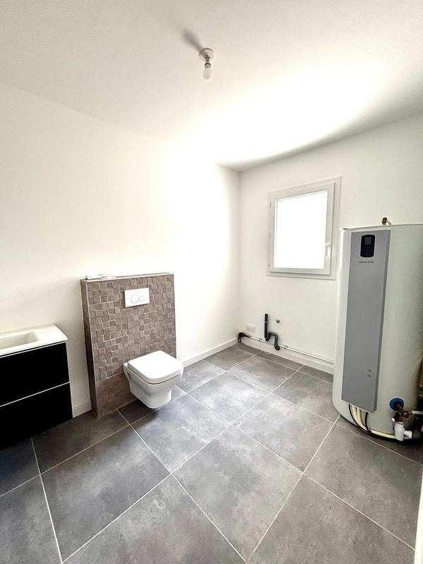 Maison - 92 m² - 4 pièces