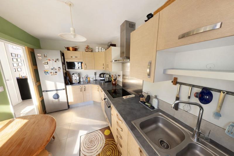 Maison traditionnelle - 161 m² - 6 pièces