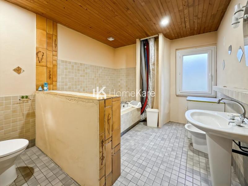 Maison - 170 m² - 5 pièces