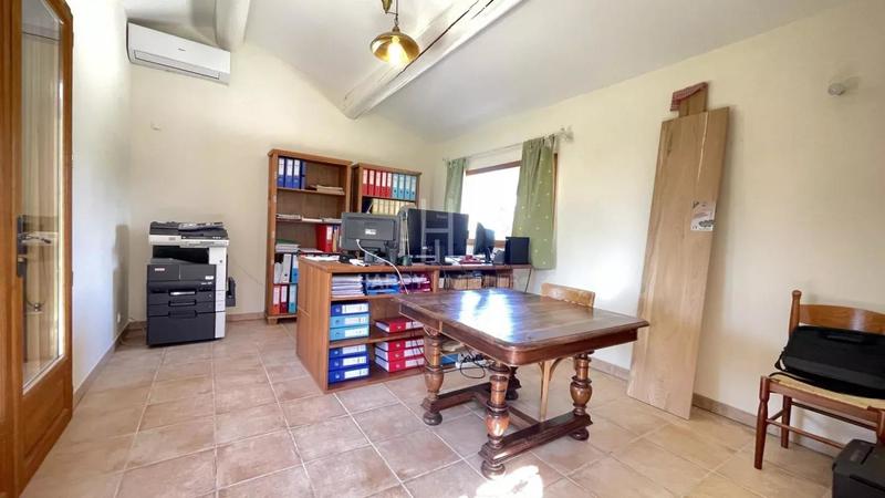 Maison de campagne - 200 m² - 8 pièces