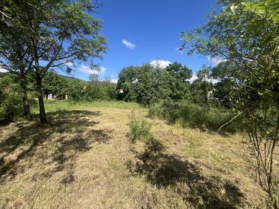 Terrain constructible - 1 189 m²