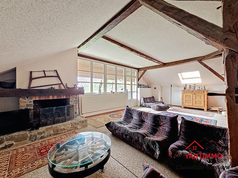 Maison - 200 m² - 6 pièces