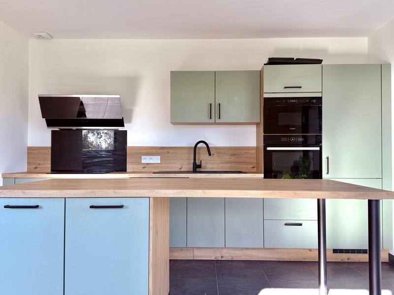 Maison - 99 m² - 4 pièces