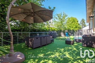 Maison - 113 m² - 6 pièces