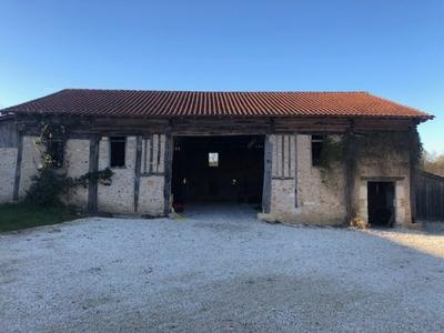 Maison - 900 m² - 20 pièces