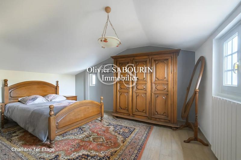 Villa - 206 m² - 8 pièces