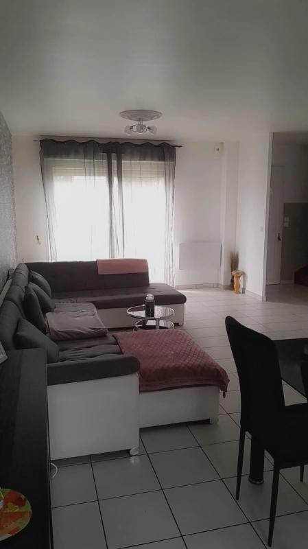 Maison - 93 m² - 5 pièces