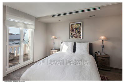 Appartement - 157 m² - 4 pièces