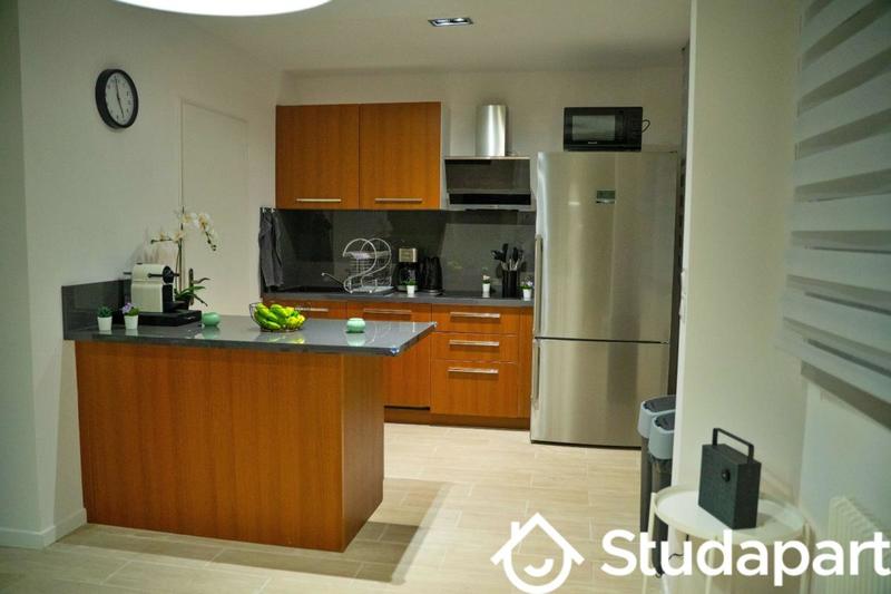 Chambre - 11 m² - 1 pièce