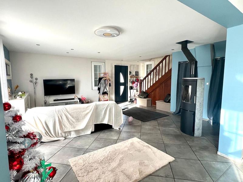 Maison - 111 m² - 5 pièces