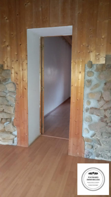 Maison - 217 m² - 8 pièces