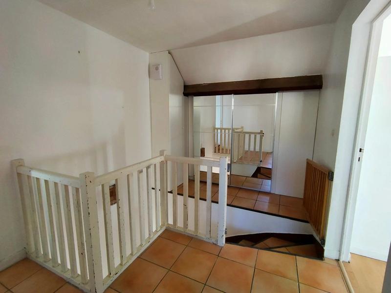 Maison - 276 m² - 11 pièces
