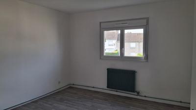 Maison - 94 m² - 5 pièces