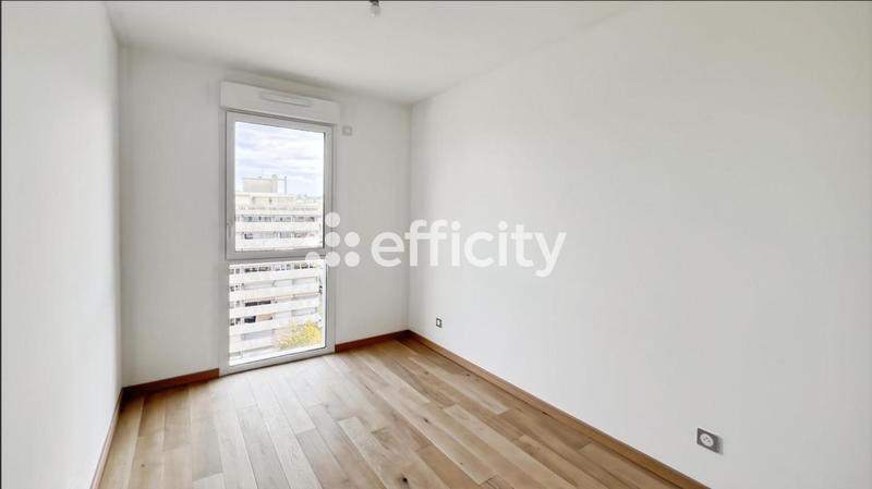 Appartement - 122 m² - 4 pièces