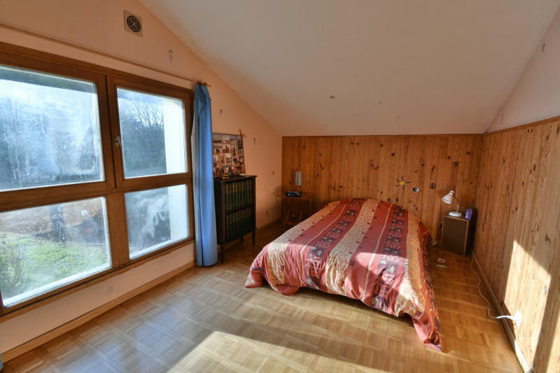 Maison - 246 m² - 10 pièces