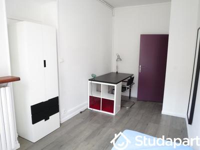 Chambre - 11 m² - 1 pièce