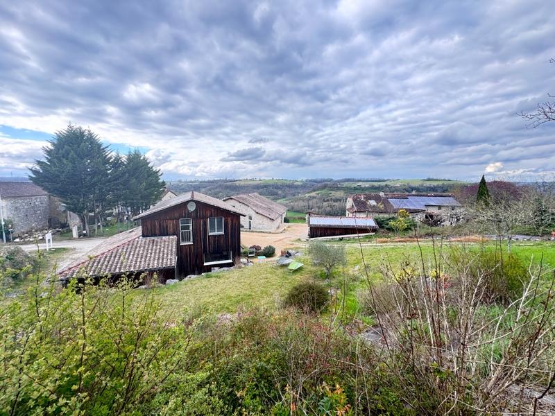 Propriété - 500 m² - 15 pièces