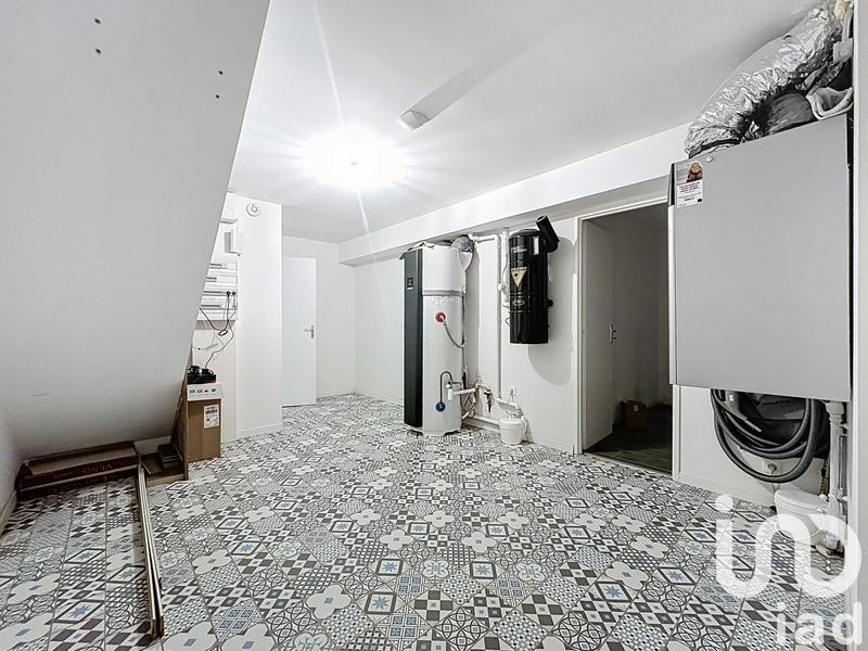 Maison - 169 m² - 8 pièces