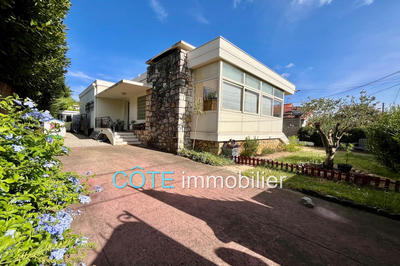 Maison - 96 m² - 4 pièces