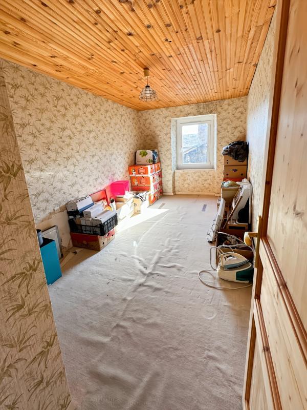 Maison - 268 m² - 9 pièces