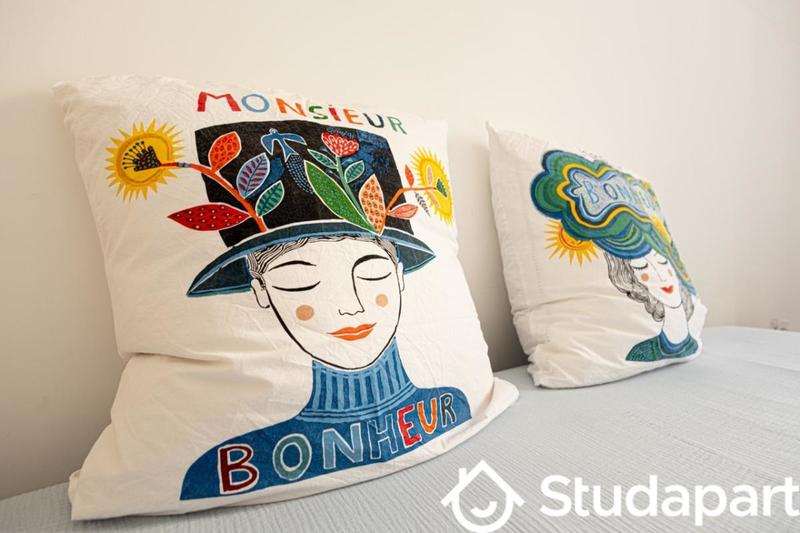 Chambre - 14 m² - 1 pièce