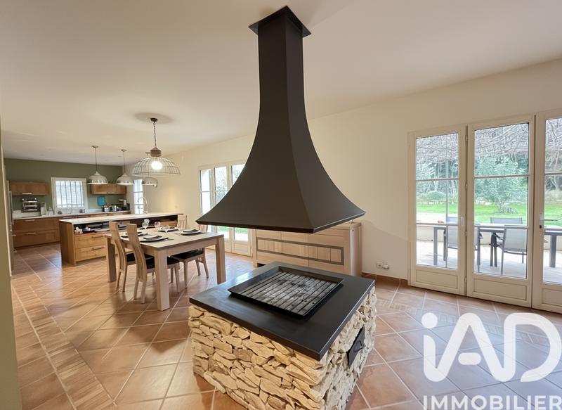 Maison - 192 m² - 6 pièces