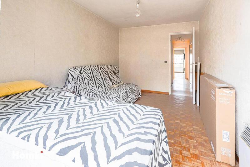 Appartement - 94 m² - 4 pièces