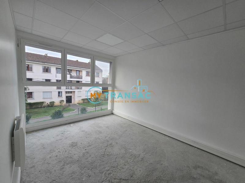 Local d'activité / Entrepôt - 270 m²