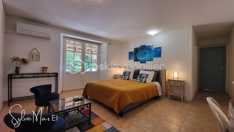 Propriété - 520 m² - 15 pièces