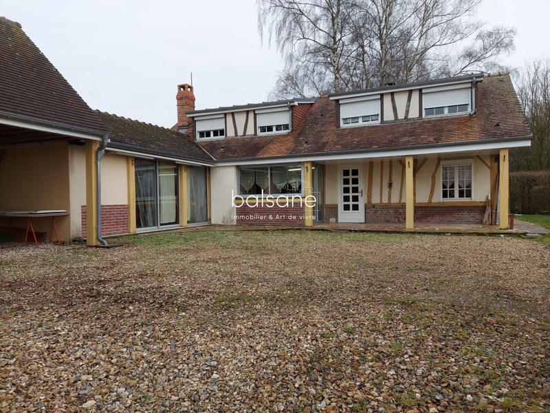 Maison - 114 m² - 8 pièces