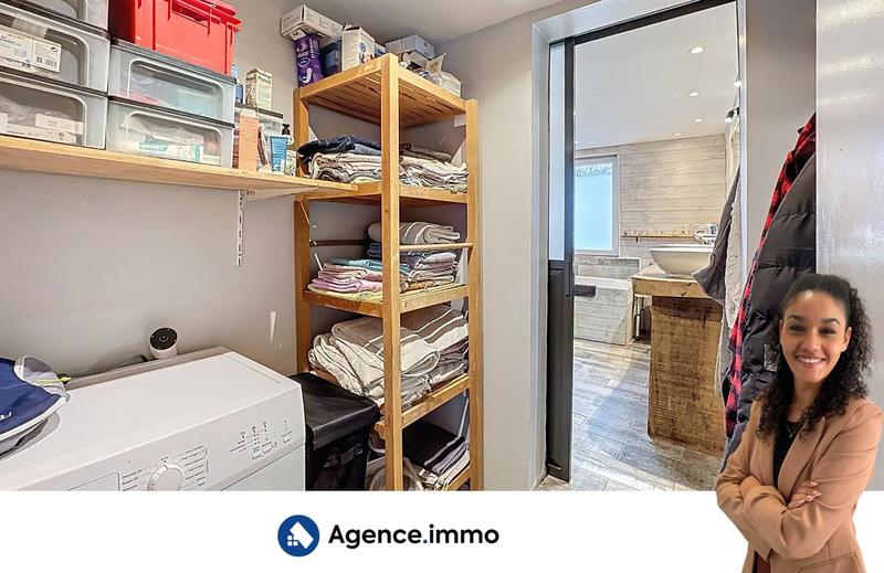 Maison - 217 m² - 8 pièces