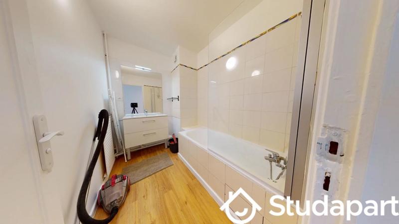 Chambre - 12 m² - 1 pièce