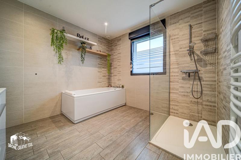 Maison - 176 m² - 6 pièces