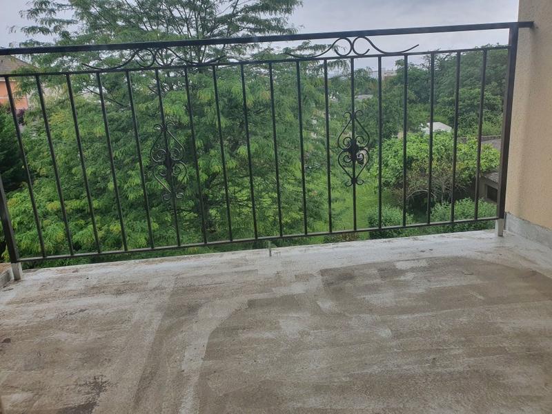 Appartement - 90 m² - 5 pièces