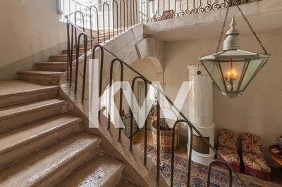 Château - 677 m² - 20 pièces