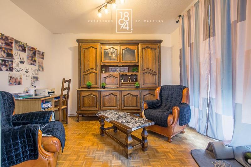 Appartement - 86 m² - 4 pièces