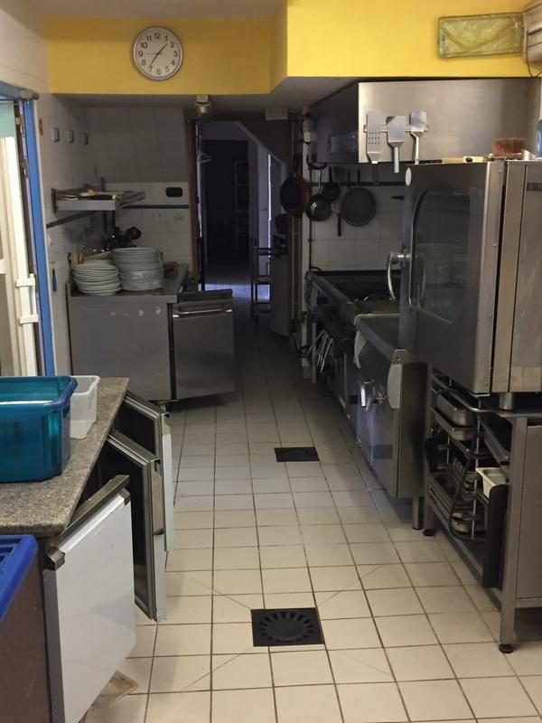 Fonds de commerce - 400 m²